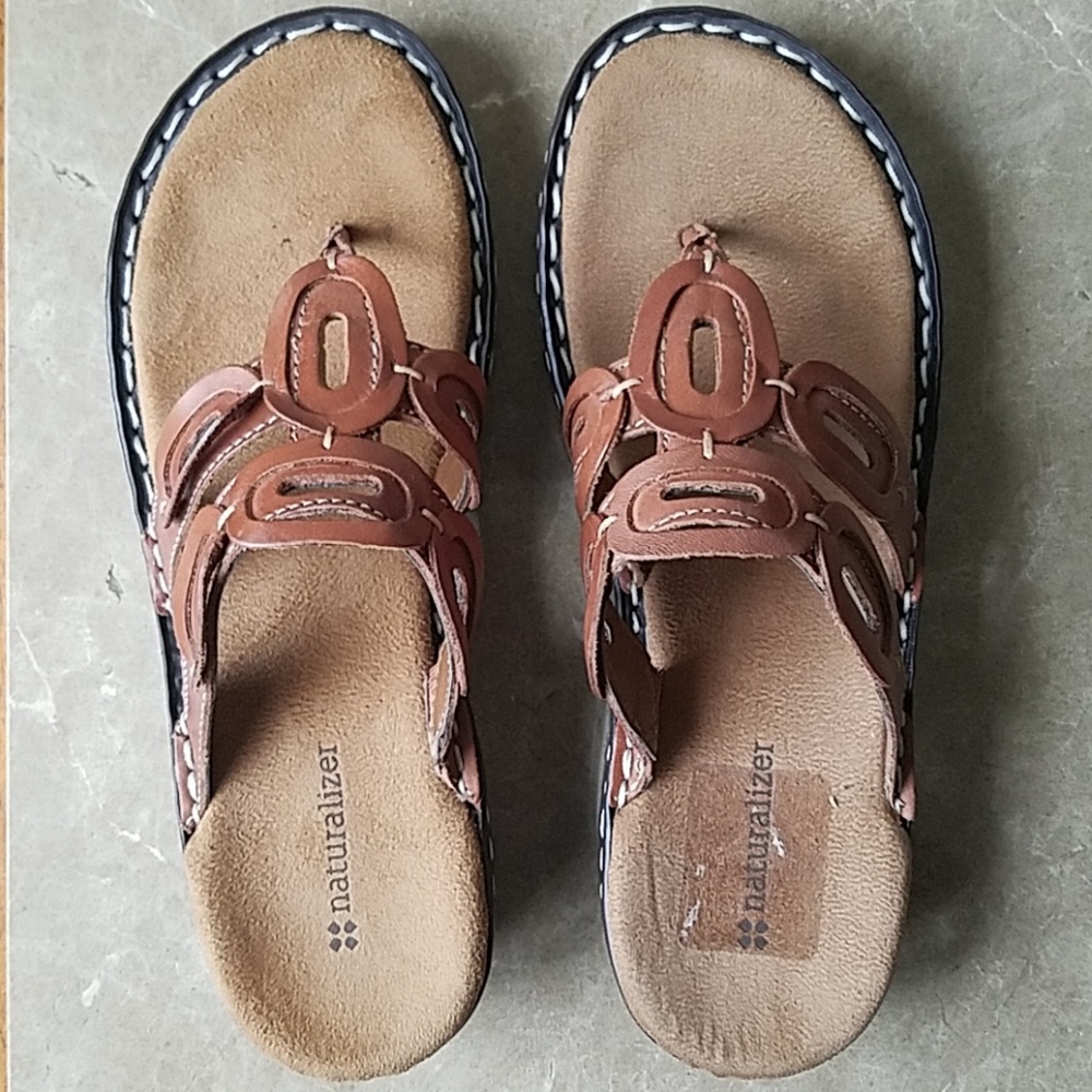 Naturalizer Tory Leather Sandals Flat No Heel - 7M